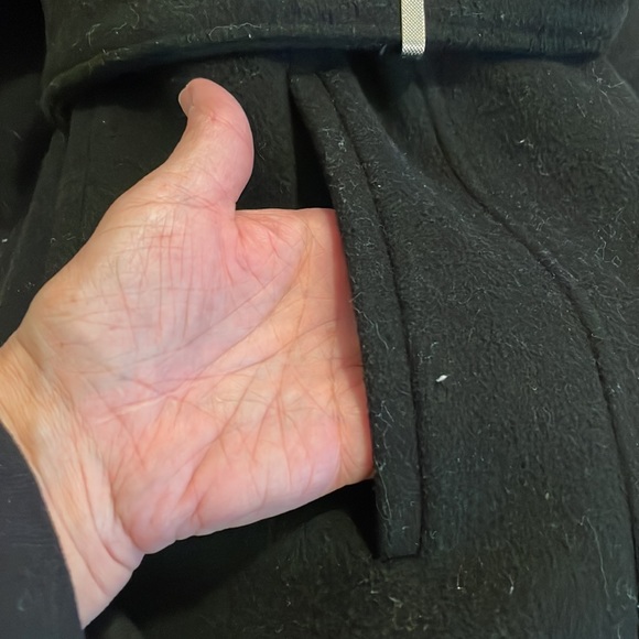 Calvin Klein wool blend belted coat with faux fur hood size small - Picture 10 of 10